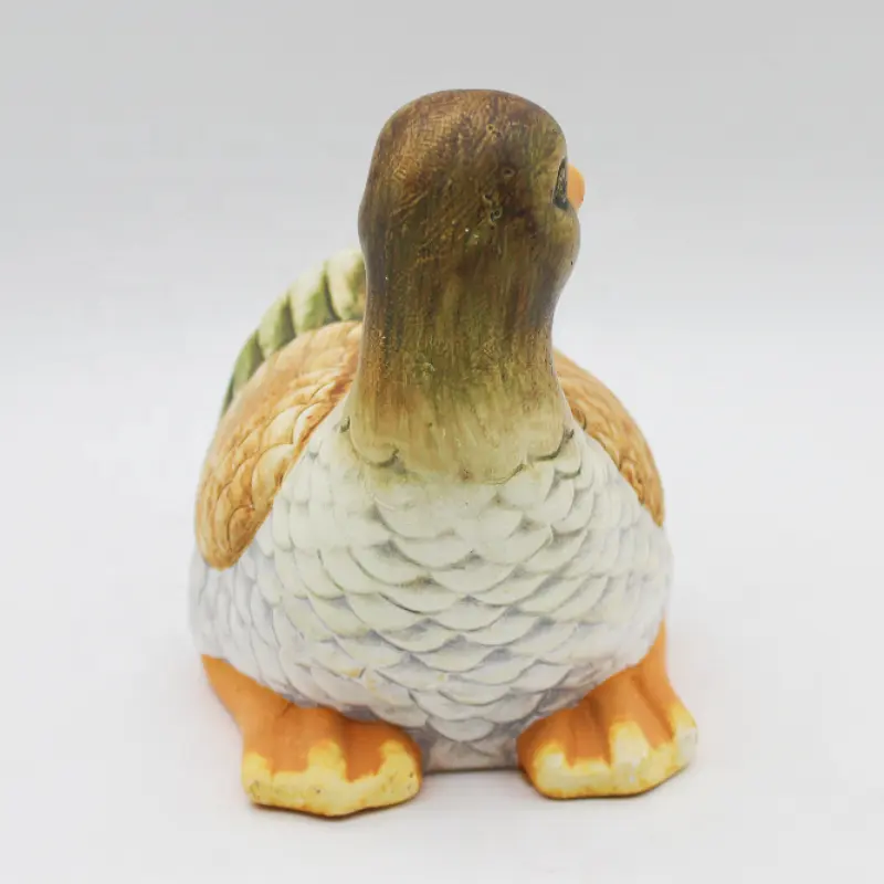 Factory custom wholesales garden animal duck ceramic garden outdoor ornament decoration