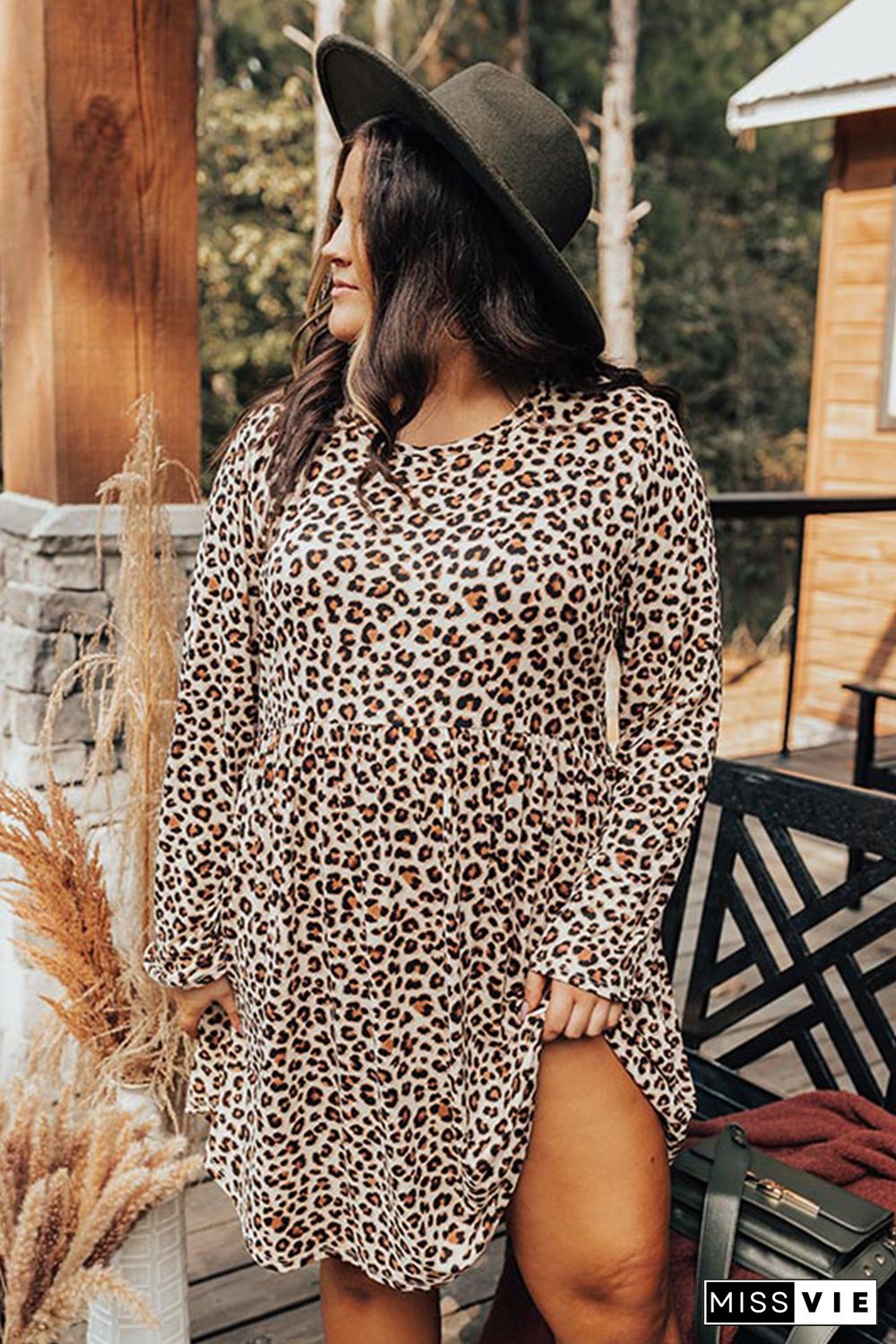 Plus Size Leopard Long Sleeve Midi Dress