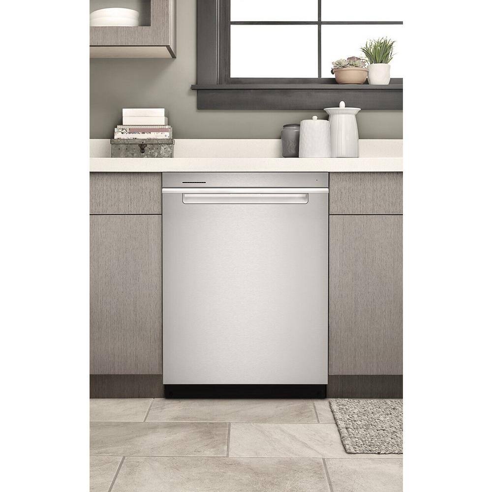 Whirlpool 24 in. Fingerprint Resistant Stainless Steel Top Control Built-In Tall Tub Dishwasher with Third Level Rack 47 dBA WDTA50SAKZ