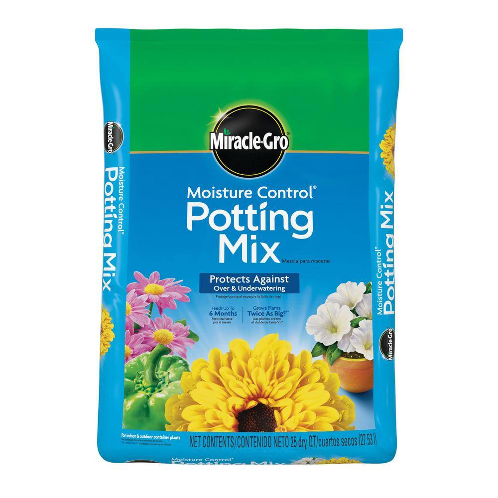 Miracle-Gro Moisture Control 25 qt. Potting Soil Mix 70181431