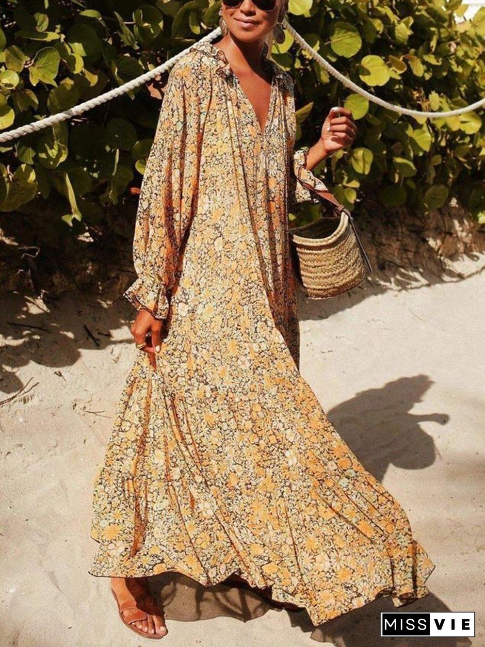 Toes in the Sand Floral Print Maxi Dress P16012