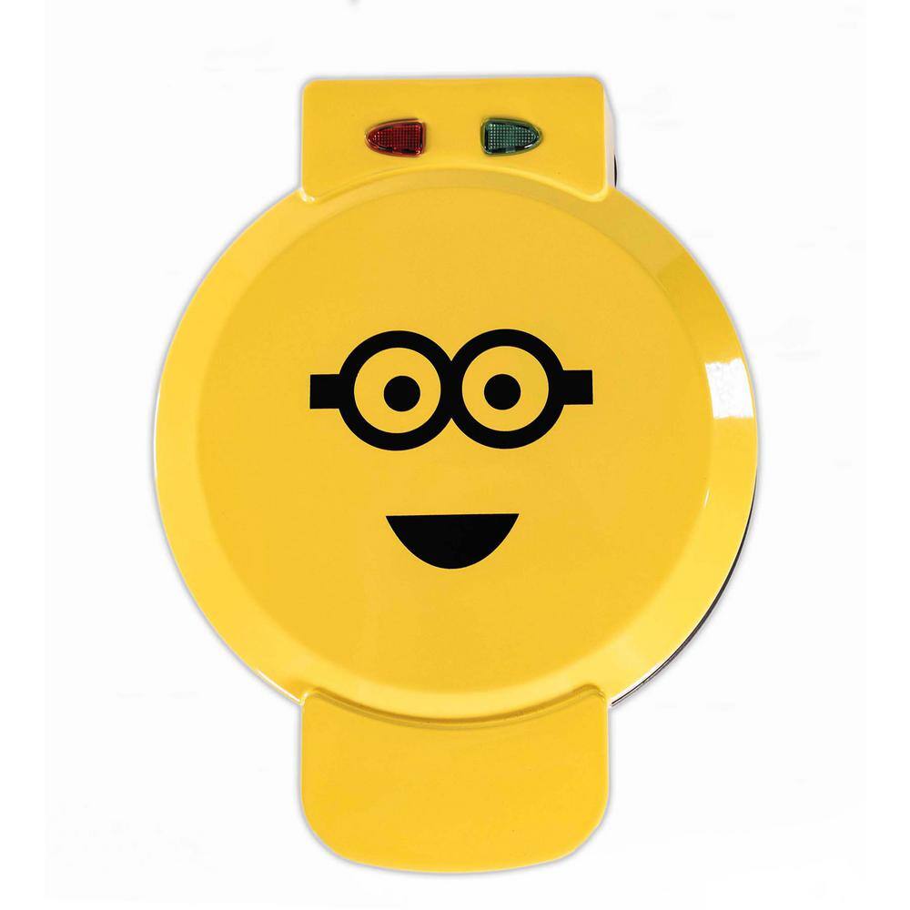 Uncanny Brands Yellow 900-Watt Minions 'Kevin' Round American Waffle Maker WM1-DES-KEV