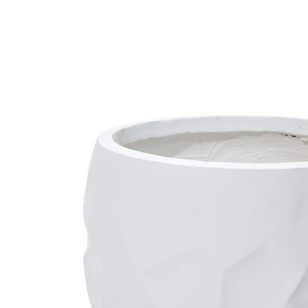 LuxenHome 14.5 in. W x 13.2 in. H White Ceramic Individual Pot WHPL1967-W