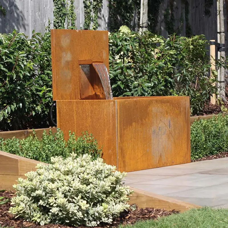 Decorative Outdoor Corten Steel Small Garden Waterfall With Statues