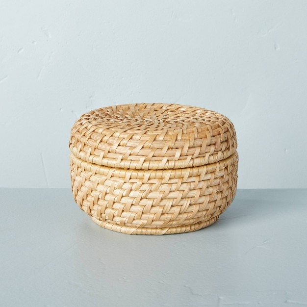 Woven Basket With Lid Natural With Magnolia