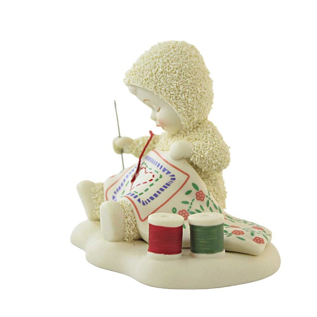 Snowbabies Embroidered In Love One Figurine 3 75 Inches Department 56 Thread Quilt 6012326 Porcelain Off white