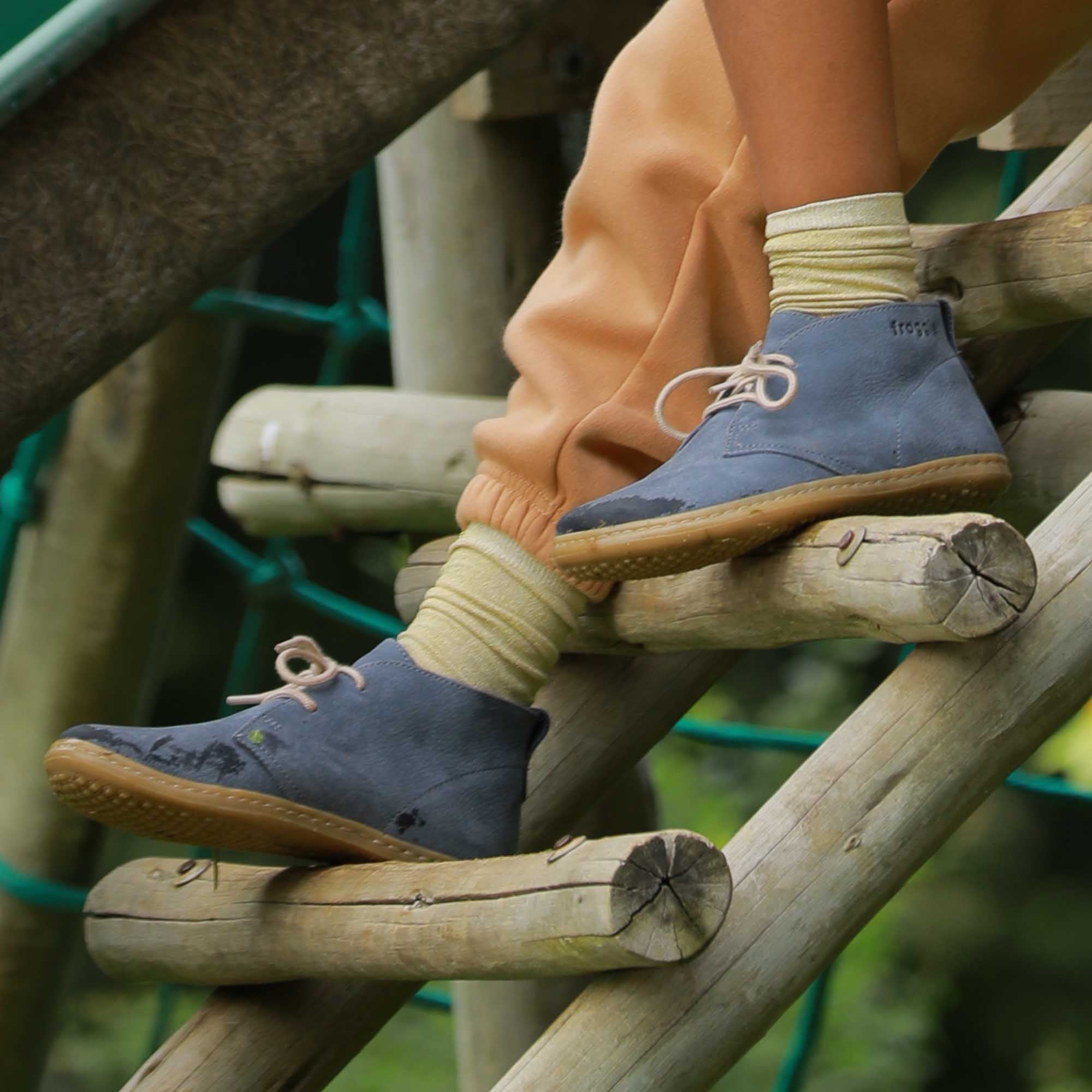 Kids Lace up Ankle Boot with Removable Footbed in Navy