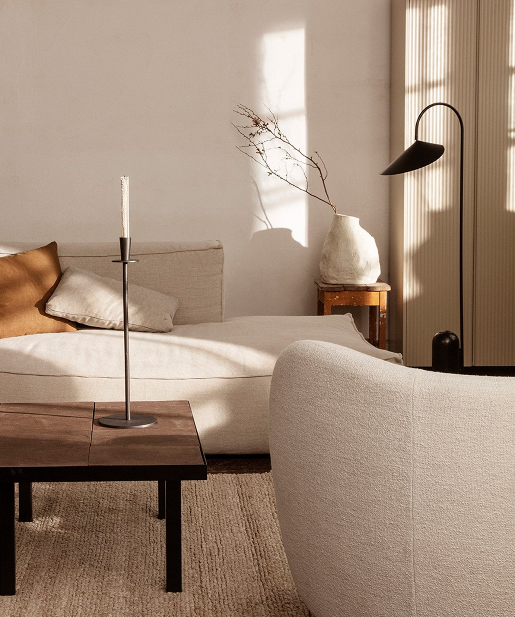 Arum Floor Lamp