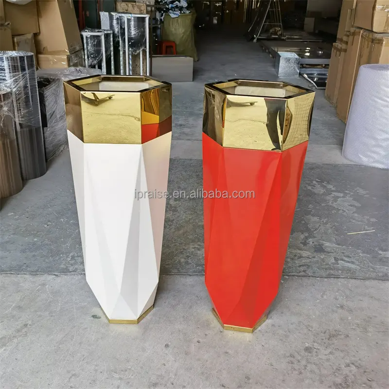 Garden Supplies Luxury Modern Indoor Gold Tall Large Metal outdoor flower plant pots / big vases for home decor