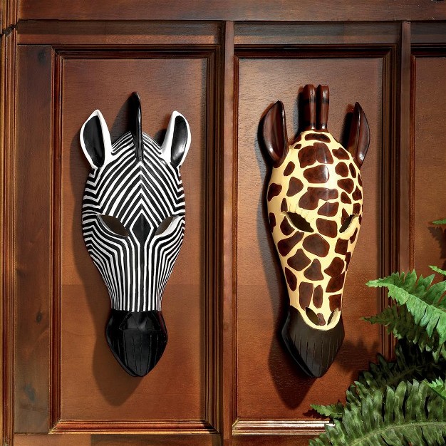 Design Toscano Zebra Mask