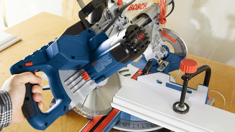 8 In. Single Bevel Compound Miter Saw ;