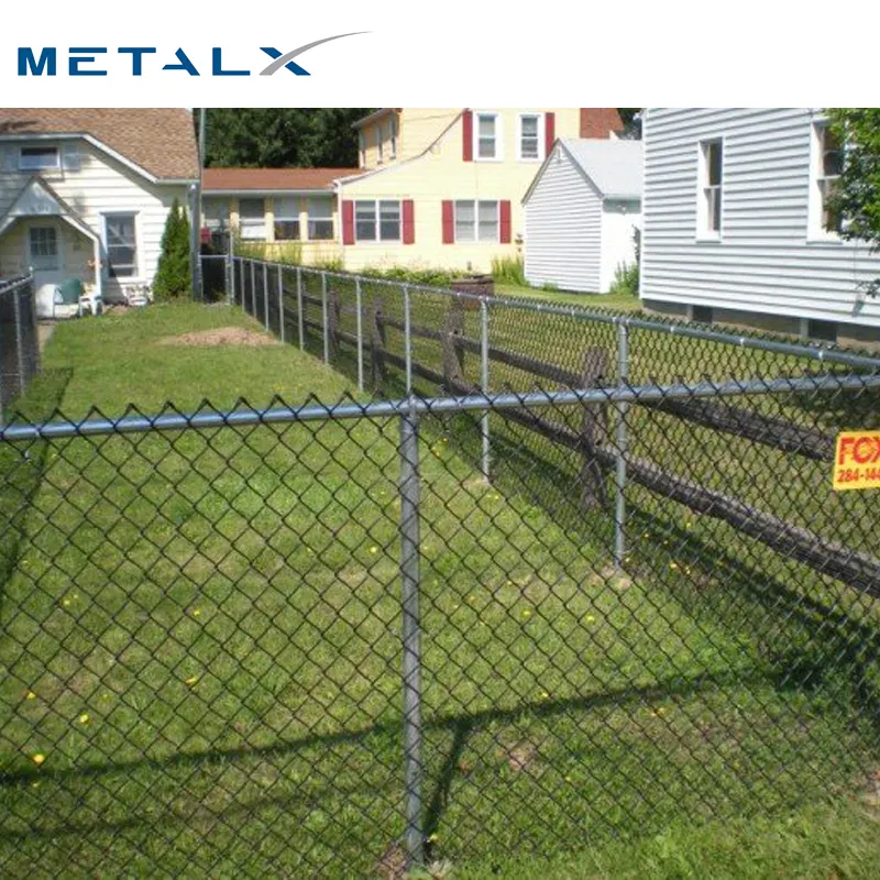 Cheap used hot dipped galvanized cyclone fence wire with slats 6x50foot chain link fence and supply in china