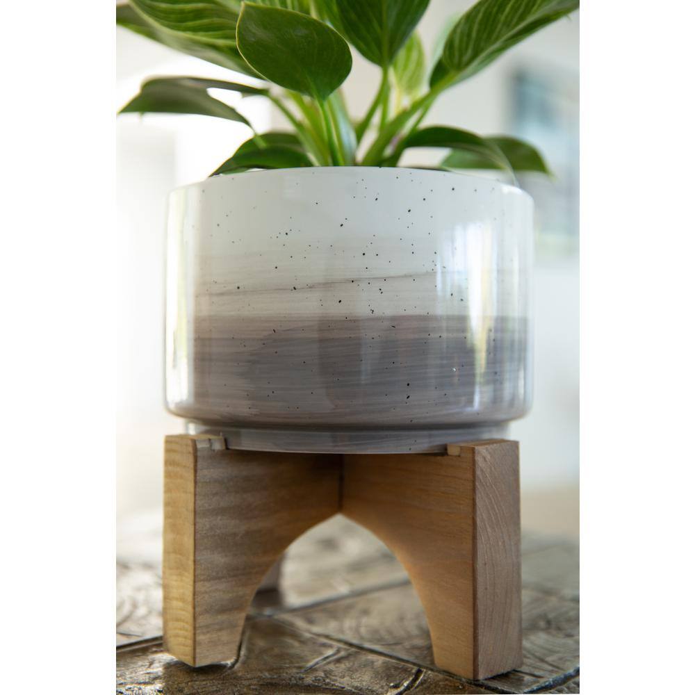 Flora Bunda 7 in. Grey Ombre W Specks Ceramic Pot on Wood Stand Mid-Century Planter EM1911E-GY