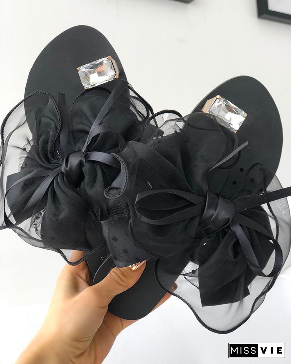 Mesh Bowknot Decor Rhinestone Toe Ring Slippers