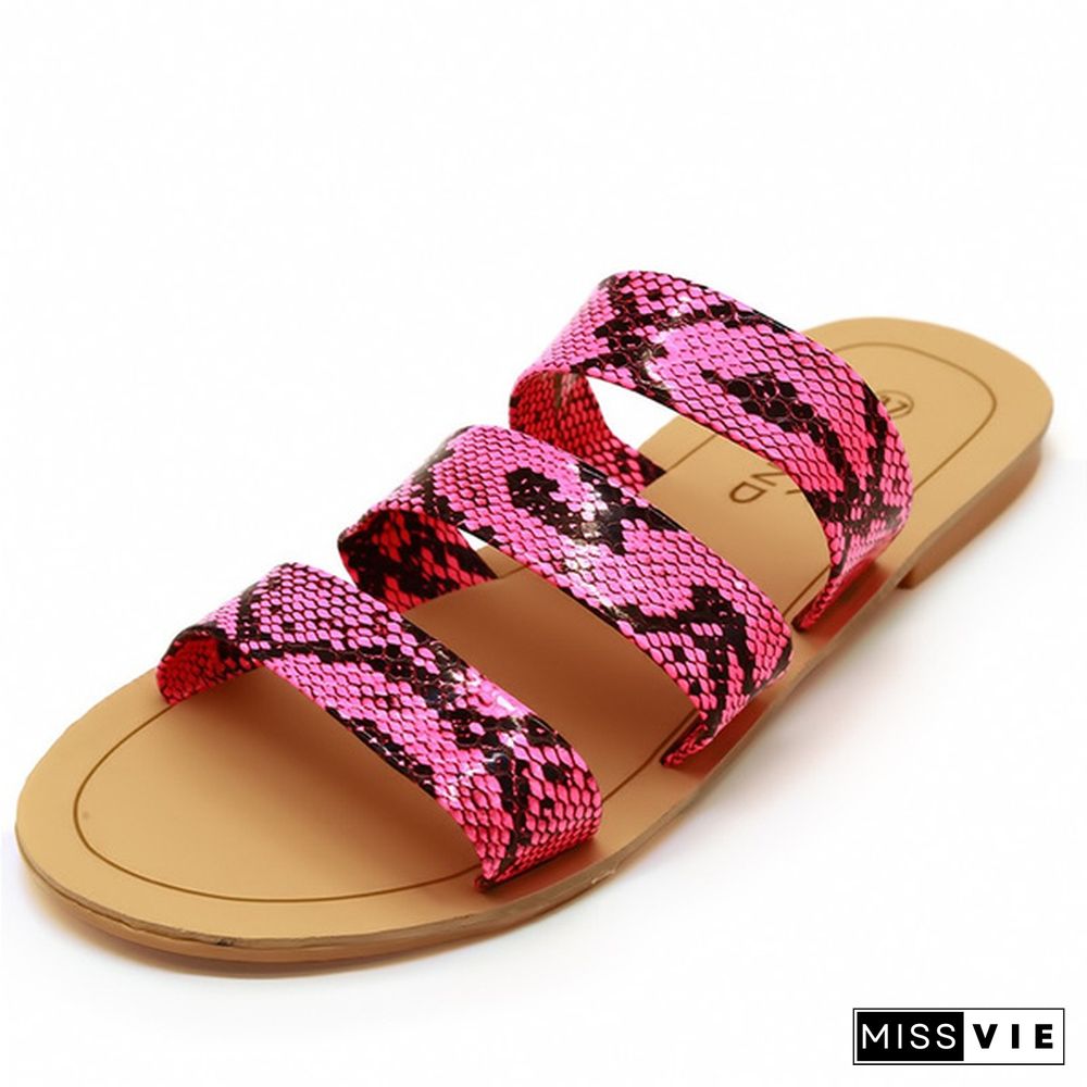 Plus Size New summer women's sandals Fashion flat bottom beach sandals Multicolor serpentine Non-slip Flip Flops