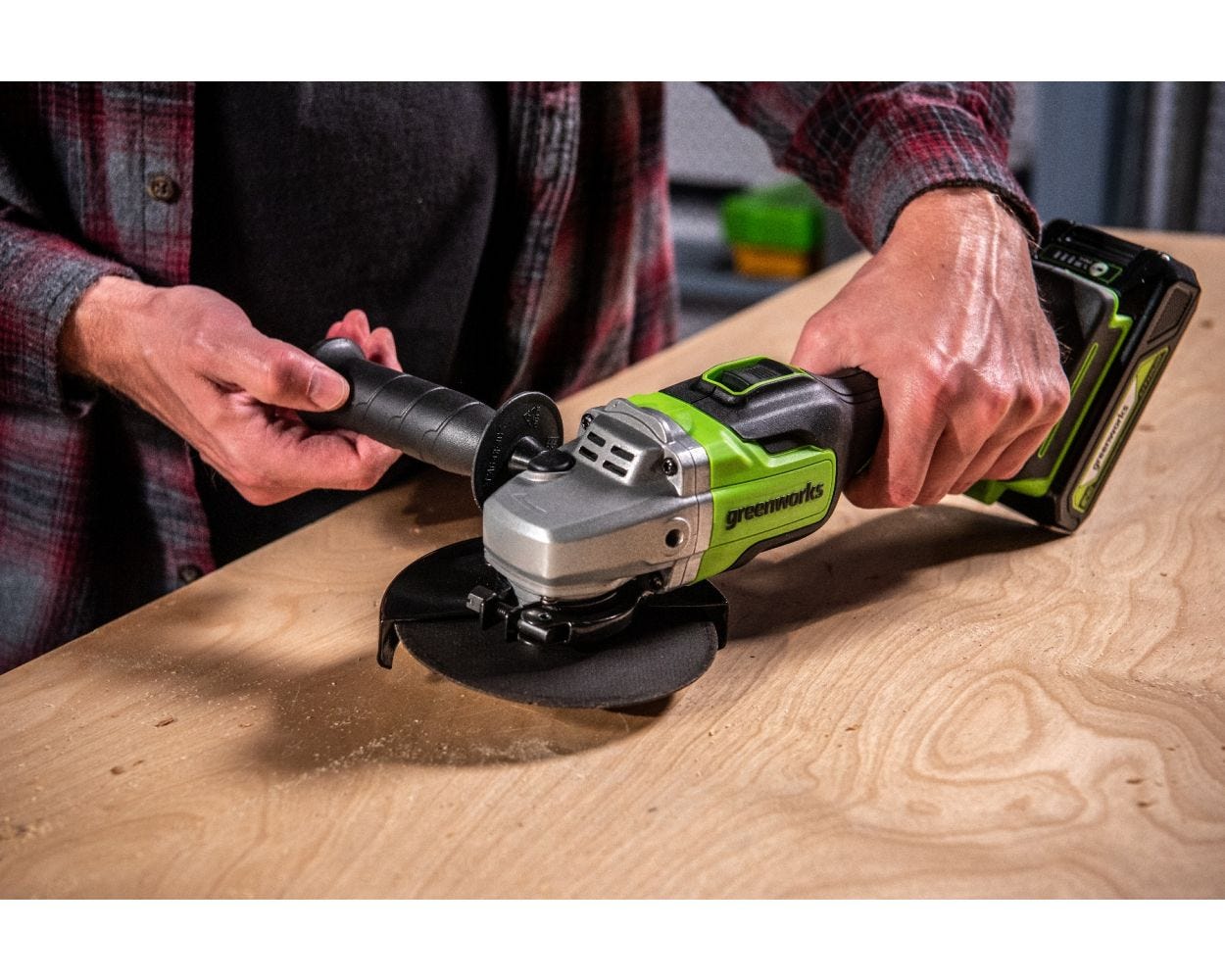 24V Cordless Brushless 4-1/2