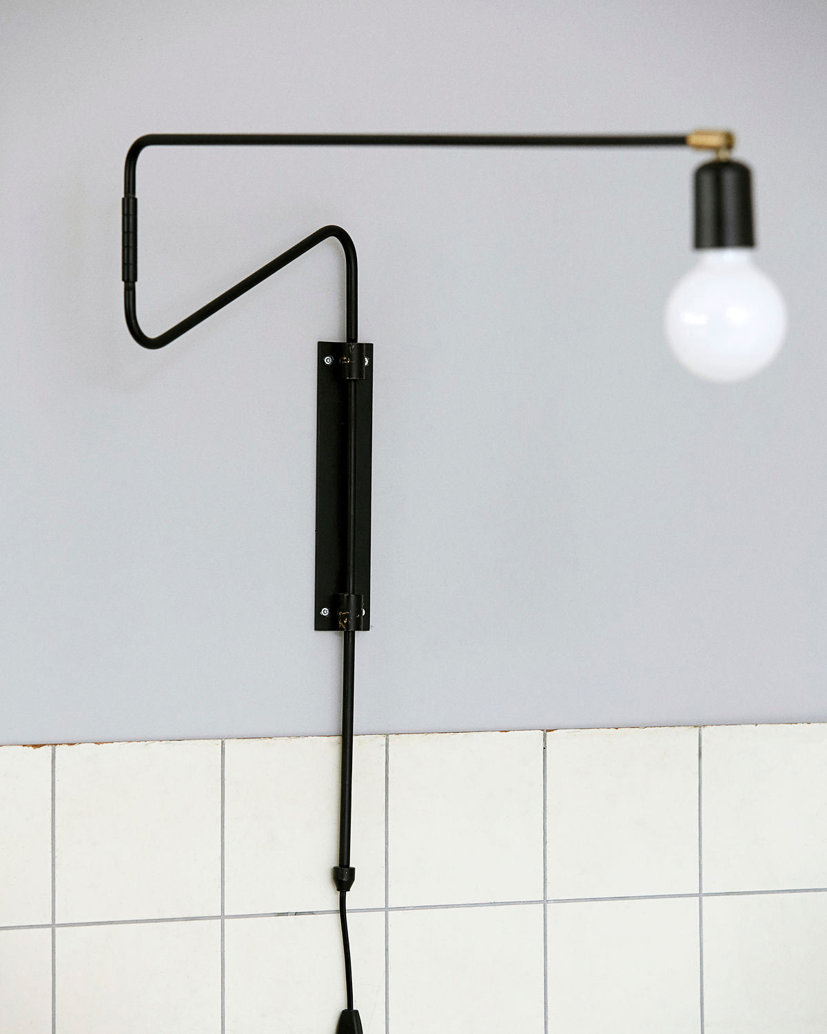 Swing Wall Lamp