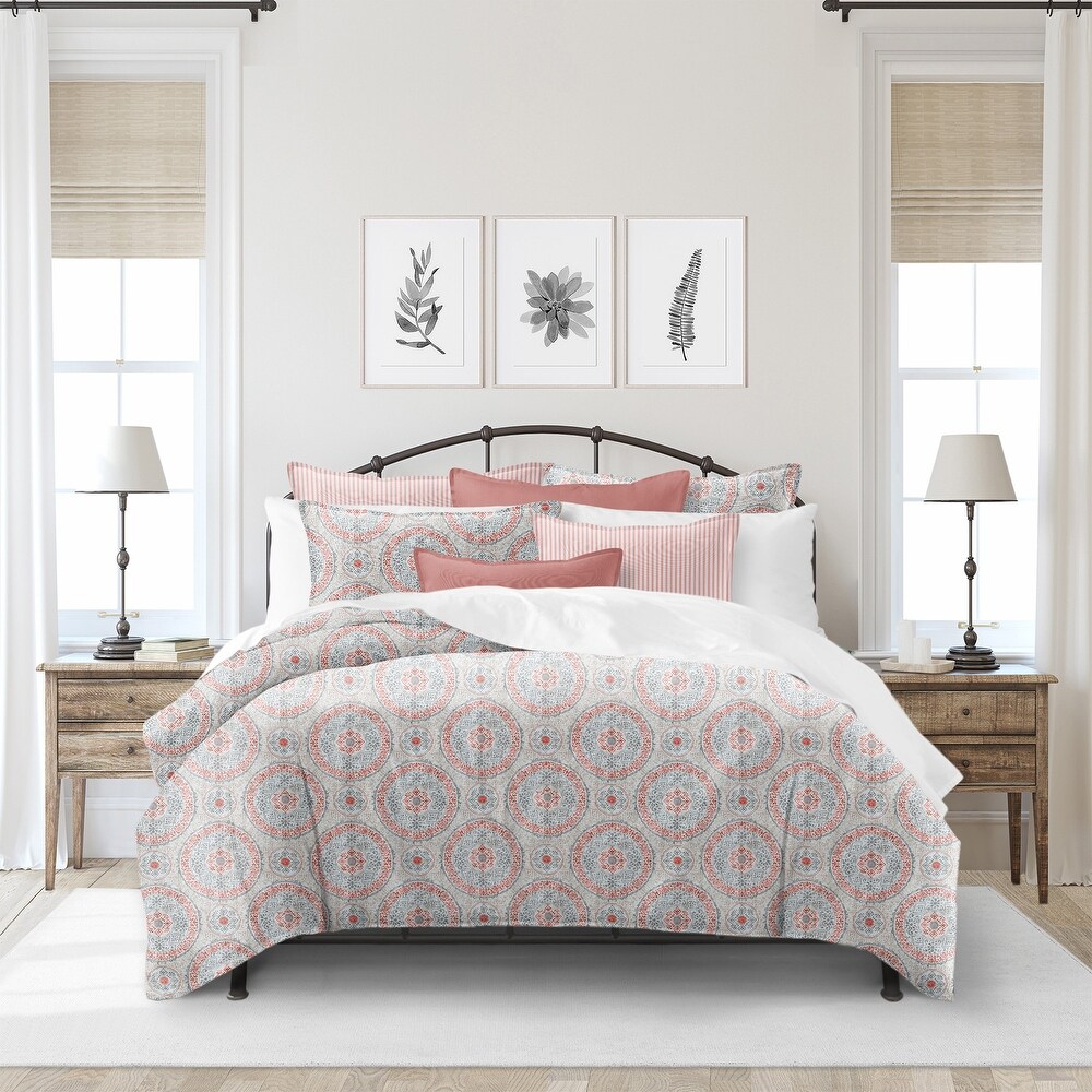 Zayla Coral Coverlet and Pillow Sham(s) Set