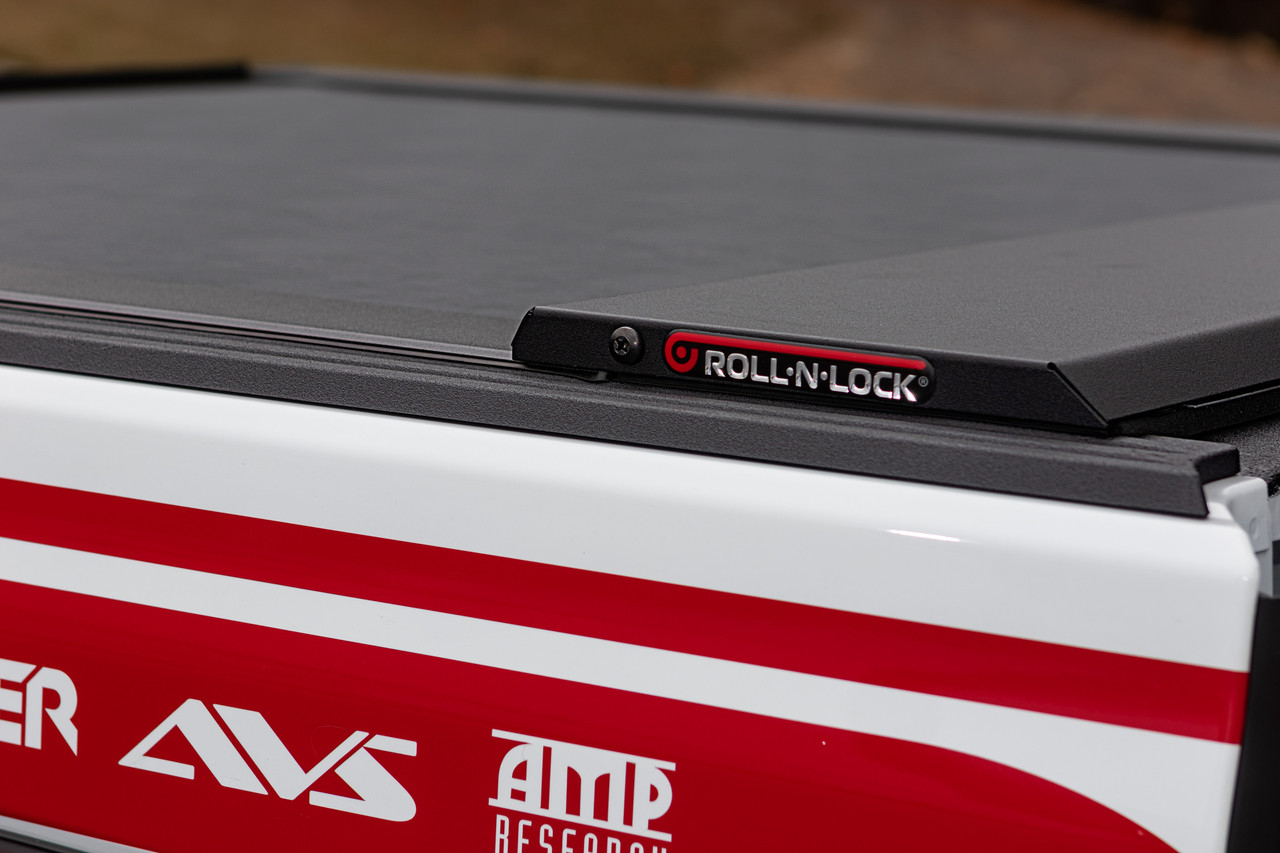 Roll N Lock MSeries  2023 Gladiator with Trail Rail System 5x27 Tonneau Cover