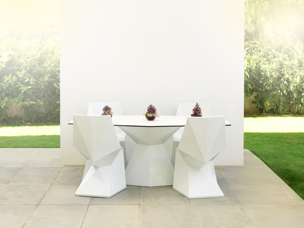 Vondom Vertex Indoor/Outdoor Dining Chair   Contemporary   Outdoor Dining Chairs   by Vondom  Houzz