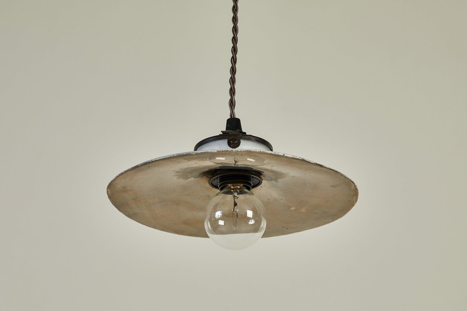 Astier De Villatte, Rien Pendant Light