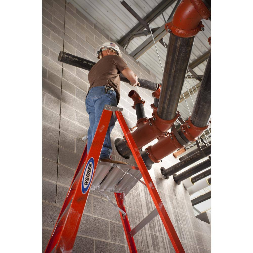 Werner 4 ft. Fiberglass Platform Ladder (10 ft. Reach Height) 300 lb. Load Capacity Type IA P6204