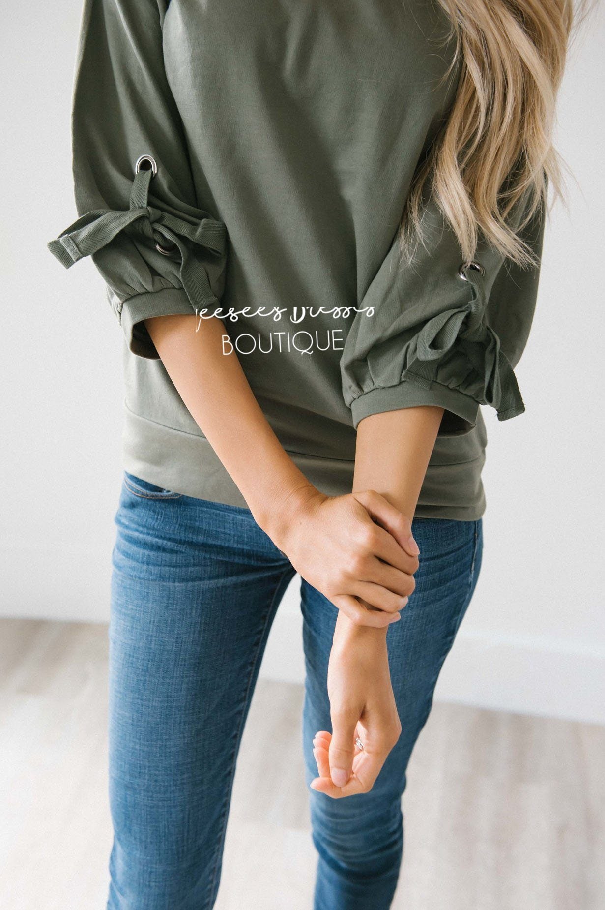 Gathered Tie Sleeve Sweatshirt