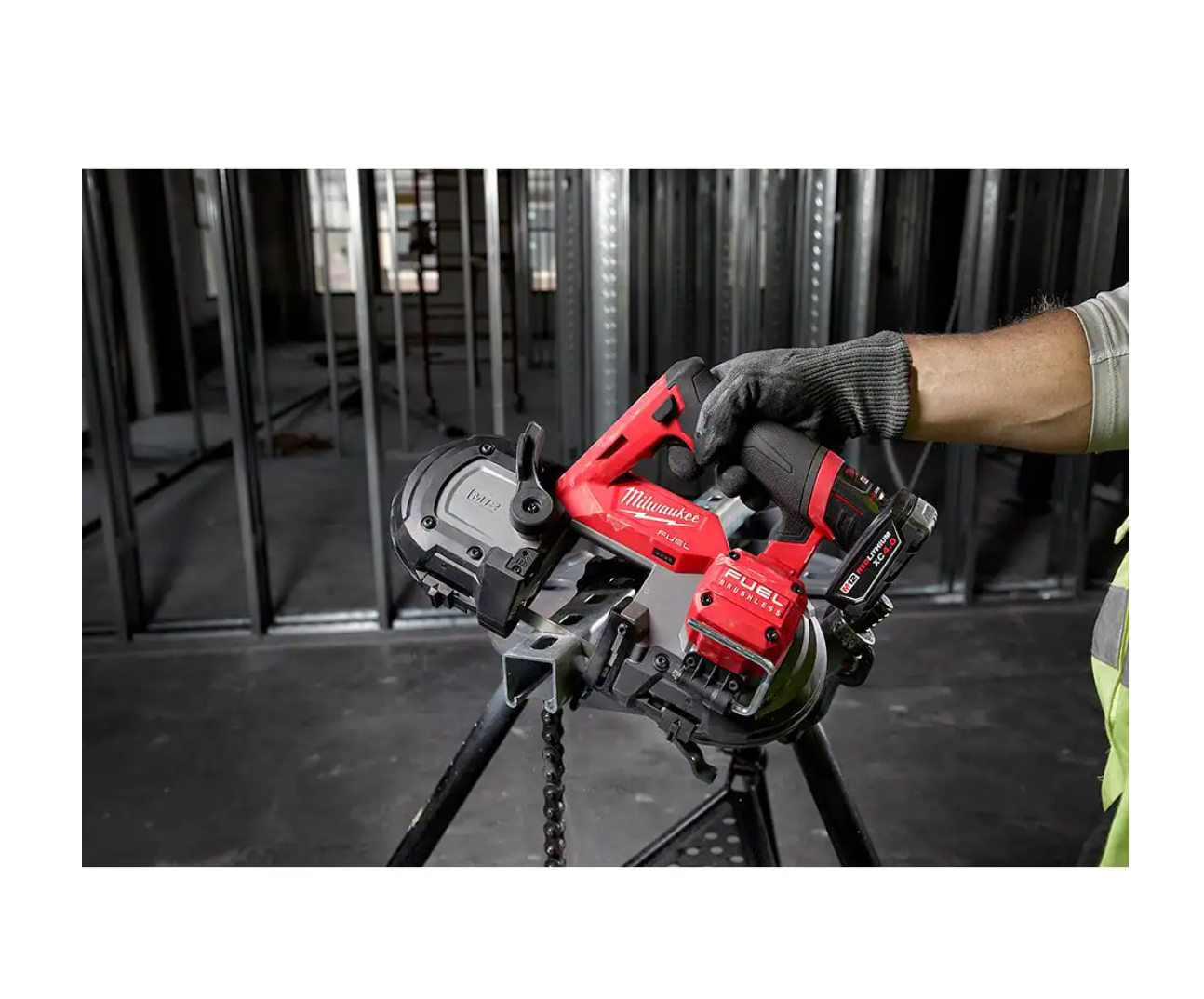 Milwaukee 2529-20-48-11-2411 M12 FUEL 12V Lithium-Ion Cordless Compact Band Saw With 1.5 Ah Battery Pack (2-Pack)