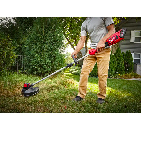 Milwaukee M18 18V Lithium-Ion Brushless Cordless String Trimmer， Tool-Only (2828-20)