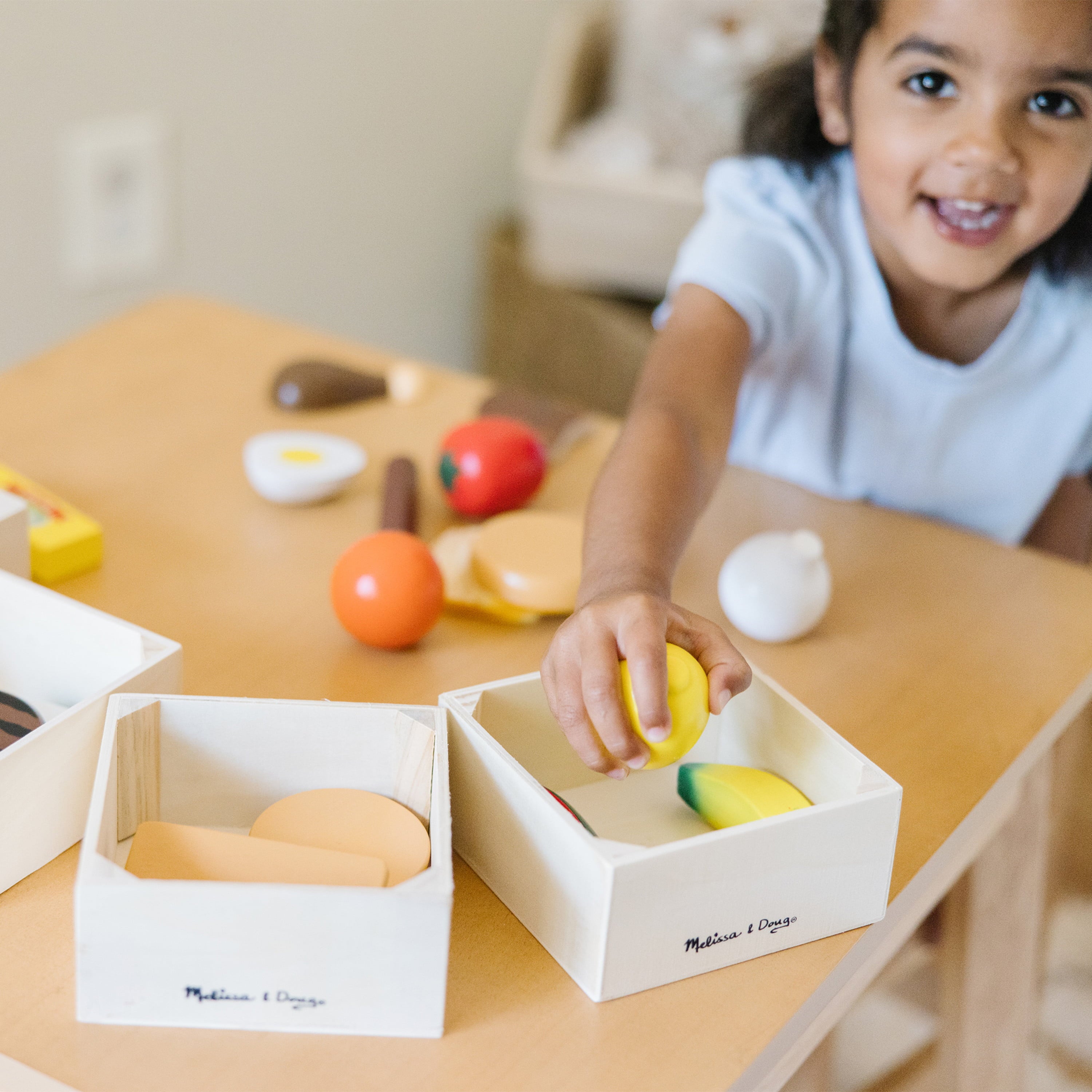 Melissa and Doug Food Groups - 21 Wooden Pieces and 4 Crates
