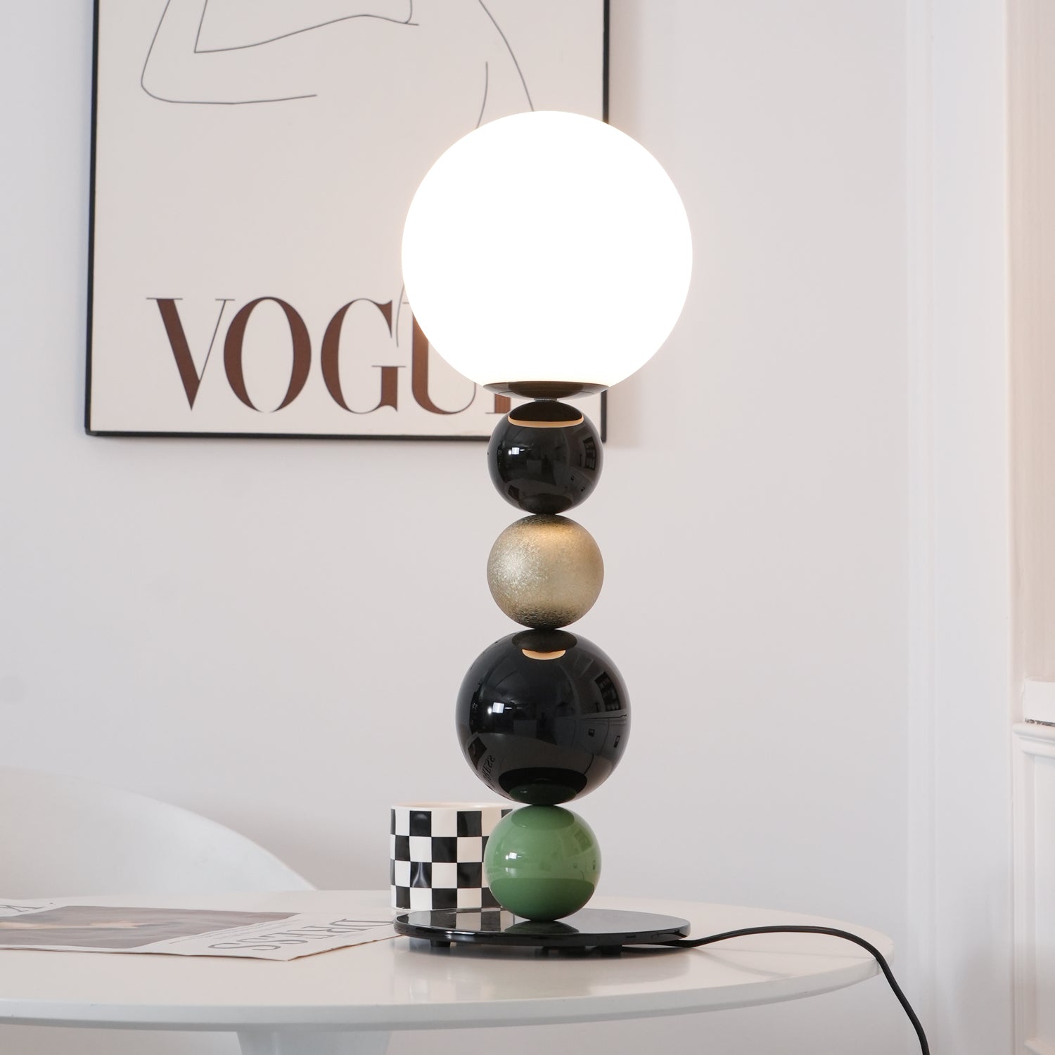 Round Balls Stacking Table Lamp