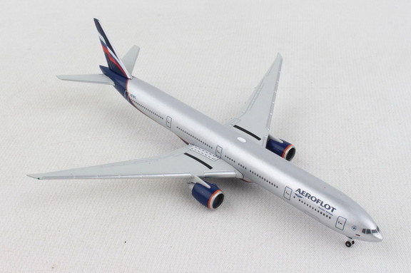 Herpa Aeroflot 777 300Er 1/500  HE526364 002