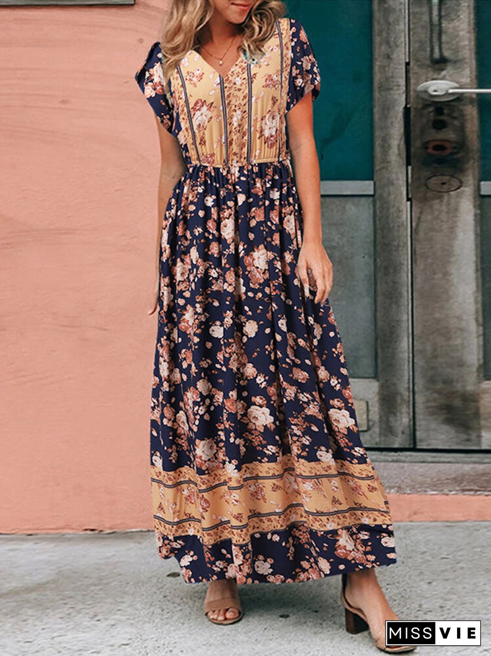 Bohemian Floral Print Tulip Sleeve V-neck Maxi Dress