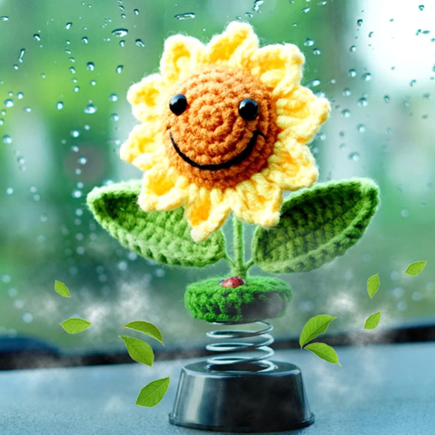 Sunflower Car Accessories Dashboard Decorations， Crochet Smiley Shaking Sun Flowers Bobblehead Dashboard Car Decor For Women， (handmade Knitted)