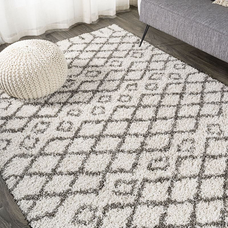 JONATHAN Y Algaida Moroccan Diamond Shag Rug