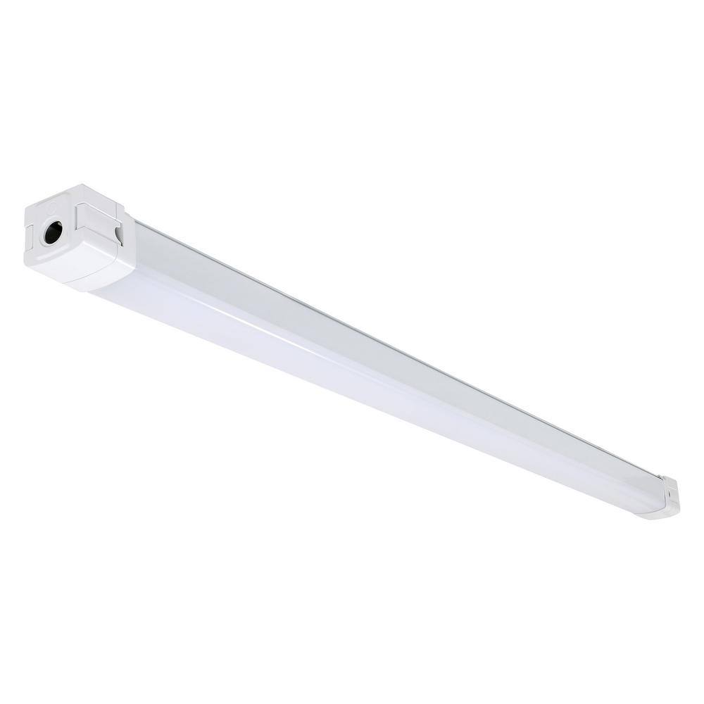 LEDVANCE 4 ft. Vapor Tight Integrated LED Gray Wraparound Light with Dual Selectable CCT and Lumen 62709