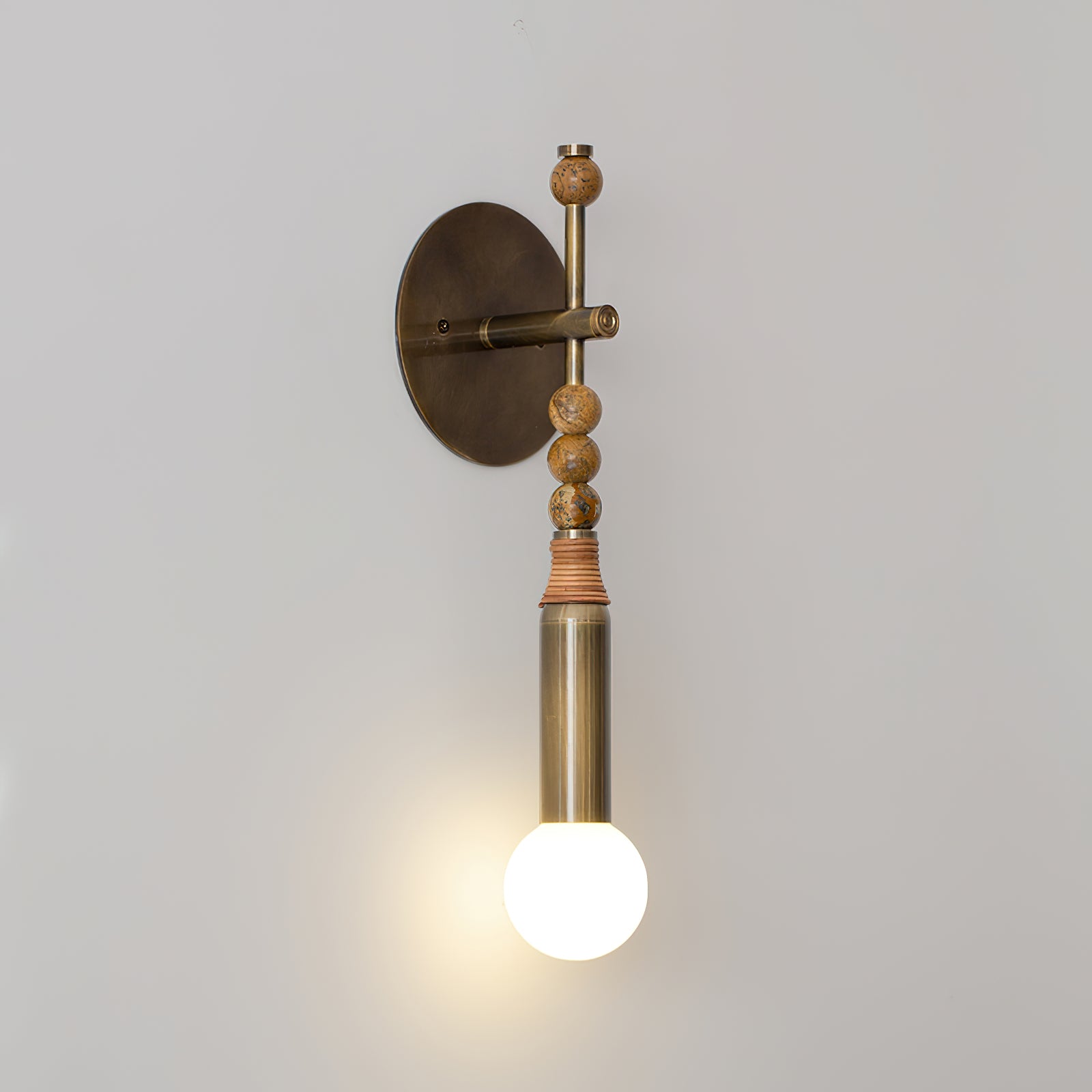 Toam Wall Lamp