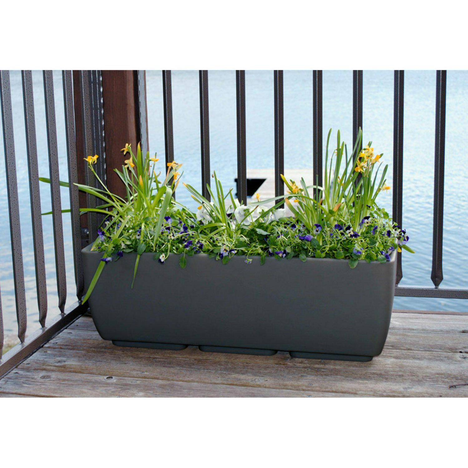 RTS Companies 5603-000100-7981 Urban Planter 36 in.x15 in.  Graphite