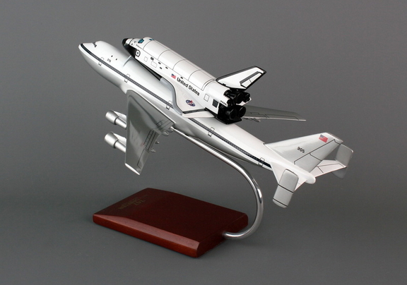 Executive Series E80200 B 747 With Shuttle 1/200 E...