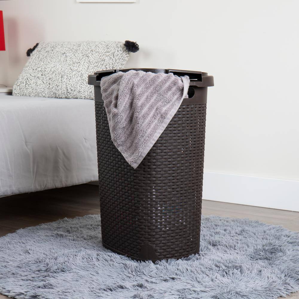 Mind Reader Basket Collection 60 Liter (15kg33lbs) Capacity Laundry Hamper Cut Out Handles Attached Hinged Lid Brown 60HAMP-BRN