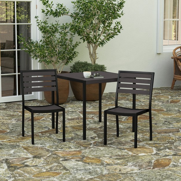 Merrick Lane Outdoor Side Chairs Poly Faux Wood And Metal Patio And Deck Chairs For All weather Use Set Of 2