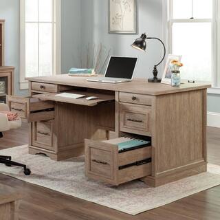 SAUDER Rollingwood Country 65.984 in. Brushed Oak 7-Drawer Executive Desk with Keyboard Shelf 431432