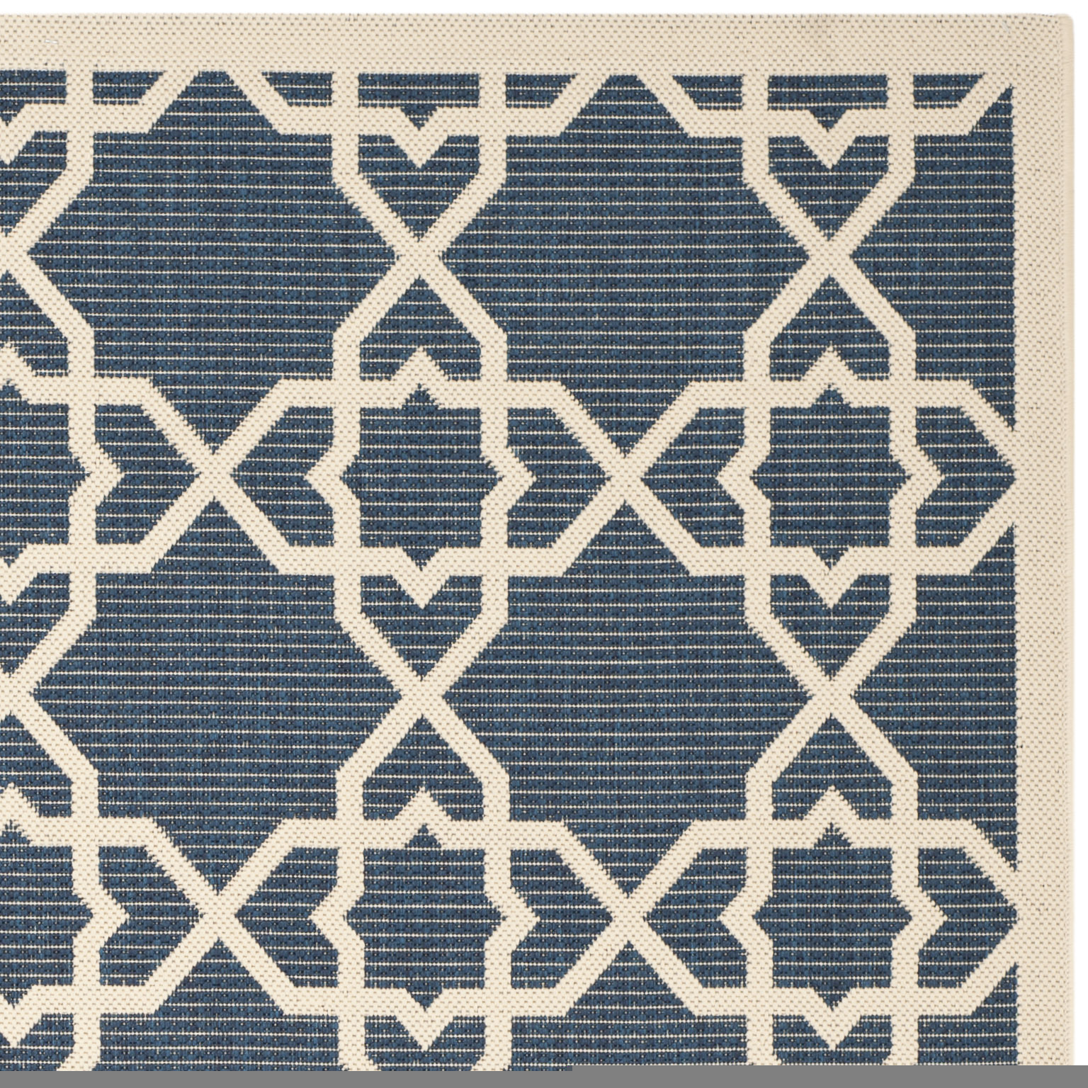 Safavieh 7and#8242; x 4and#8242; White and Blue Outdoor Rug