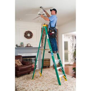 Werner 8 ft. Fiberglass Step Ladder with 225 lb. Load Capacity Type II Duty Rating 5908