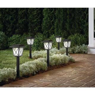 Hampton Bay Oakleigh 16 Lumens Solar 2-Tone Black and Grey LED Landscape Pathway Light Set with Vintage Bulb (4-Pack) SPP710004PK4