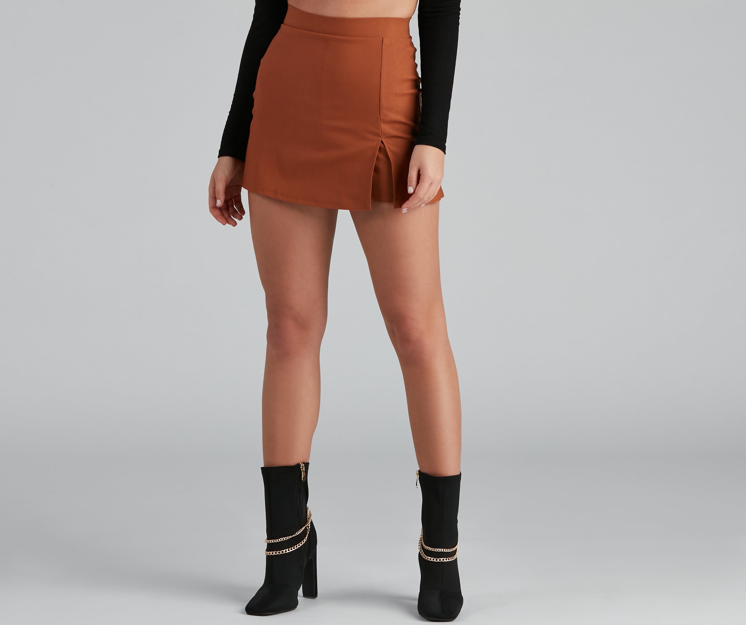 Throwback Babe Side Slit Mini Skort