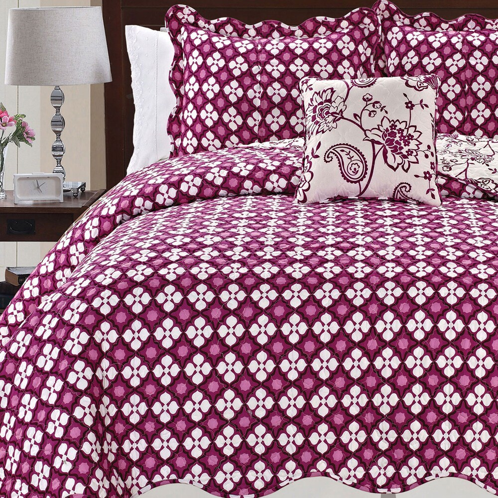 Printed Paisley Flower 4 piece Reversible Quilted Coverlet Set