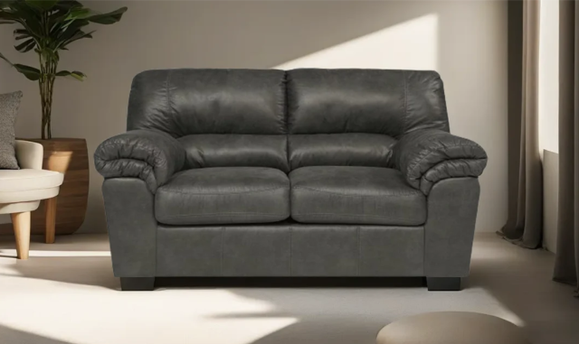 Bladen Loveseat