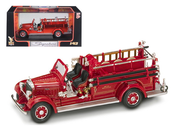 Road Signature 43001r  1935 Mack Type 75BX Fire En...