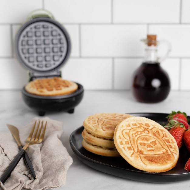 Uncanny Brands Star Wars Mini Ewok Waffle Maker